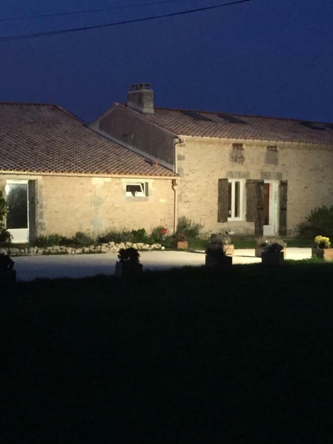Le Bois Tableau Villa Muron Exteriör bild